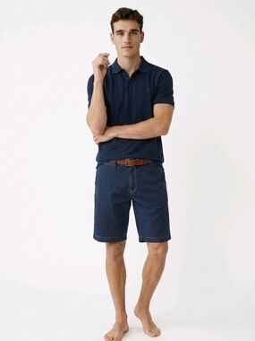 Tommy Bahama Navy Flat Front Chino Shorts with Brown Belt
